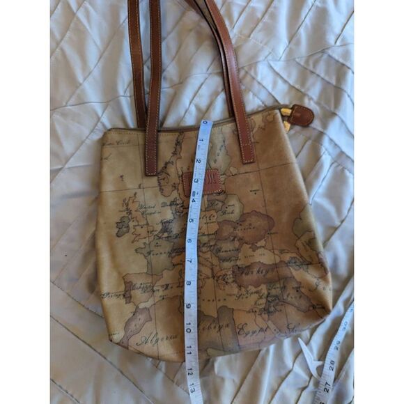 Alviero martini 1st classe map shoulder bag - Picture 7 of 7